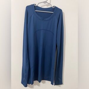 Lululemon Swiftly Long Sleeve - Hip Length - Size 6